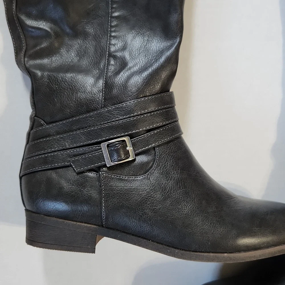 Dark Gray ManMade Leather Tall Flat Sole Zipper Boots-7.5